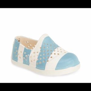 TOMS- slip on water shoes.